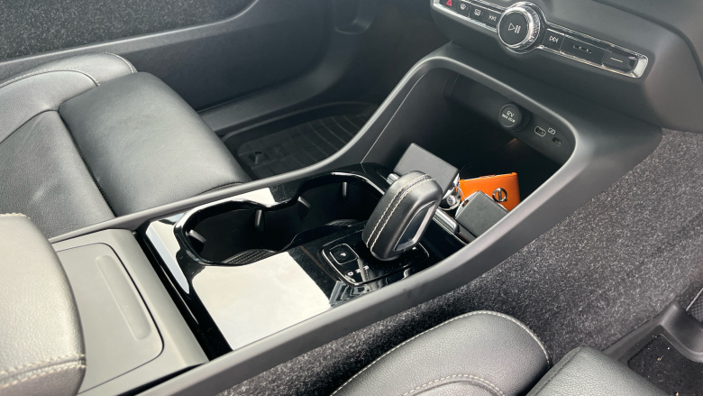 Volvo Xc40 P8 Recharge 300kW 78kWh First Edition 5dr AWD Auto Electric Estate